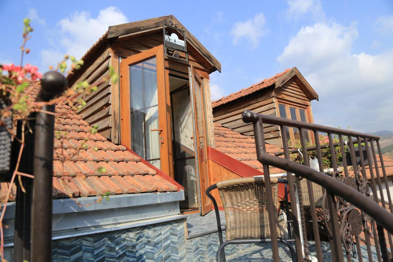 Tatin - Hotel & Cafe In Mtskheta Luaran gambar